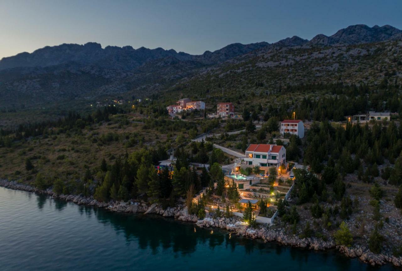 Maria Apartments Starigrad Paklenica Exterior photo